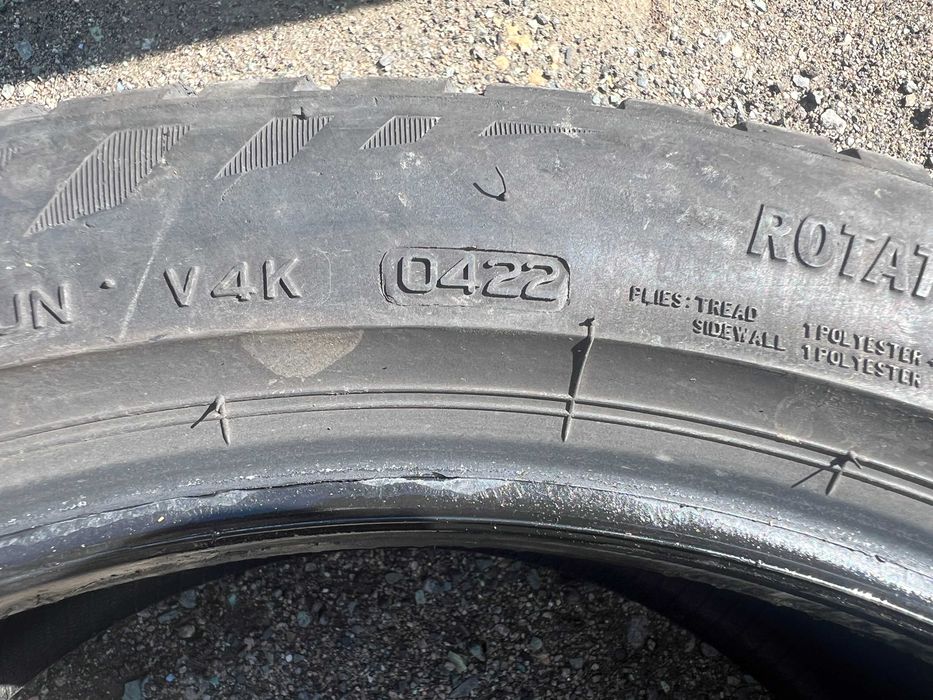 Шини зимові/всесезонні Bridgestone EVO A005 - 235/45/19