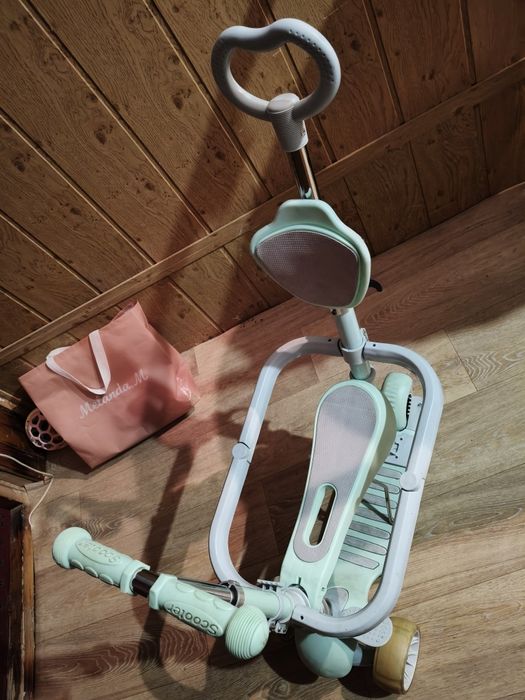 Дитячий самокат Children's Scooter