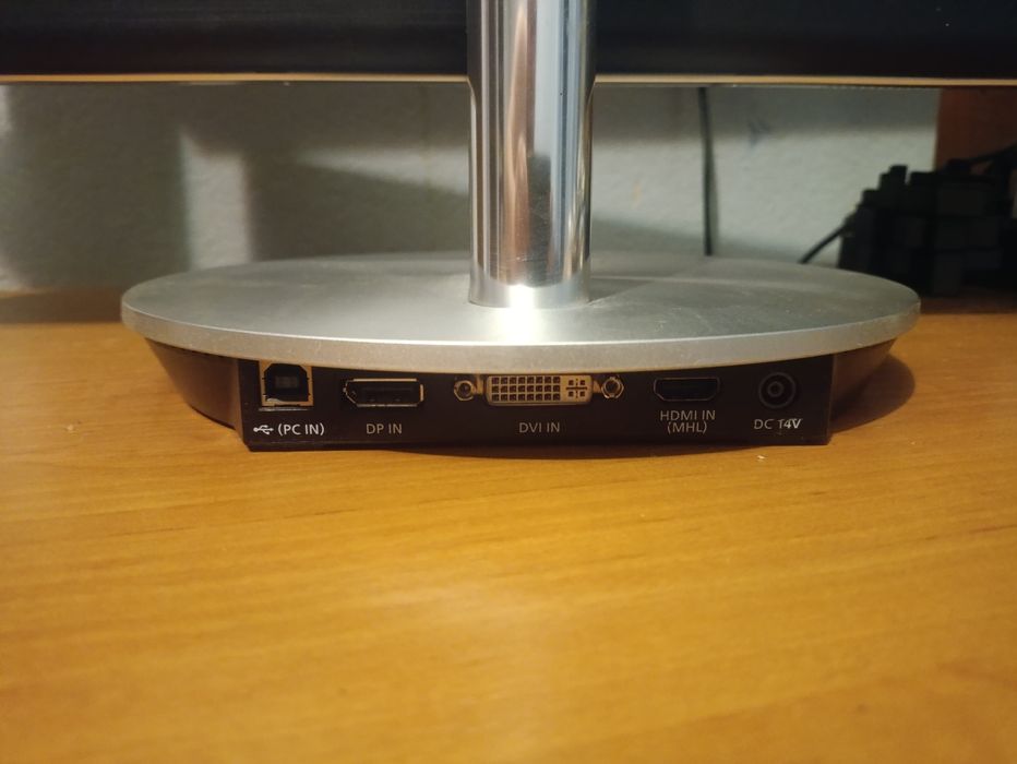 2k  27" монітор samsung 1440p QuadHD