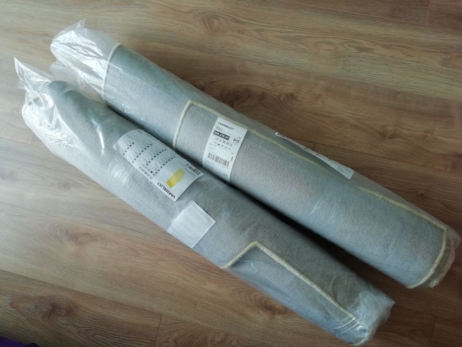 Dois tapetes IKEA Varmblixt