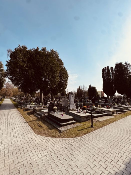 Grób-Cmentarz Rzymskokatolicki, ul.Unicka