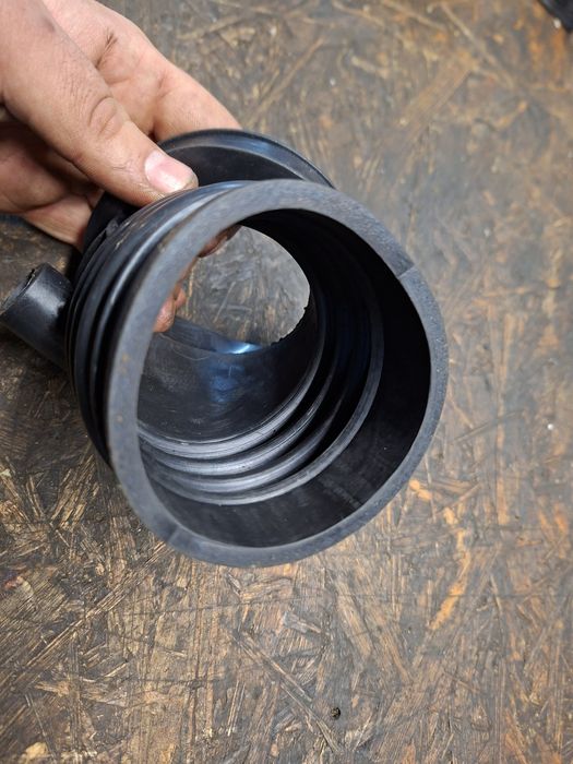 Przewód dolotu powietrza BMW e36 323i 328i silnik m52b25 m52b28