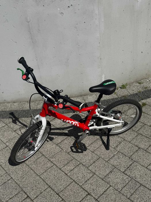 Rower Woom 3 czerwony 16 cali, bardzo dobry stan.