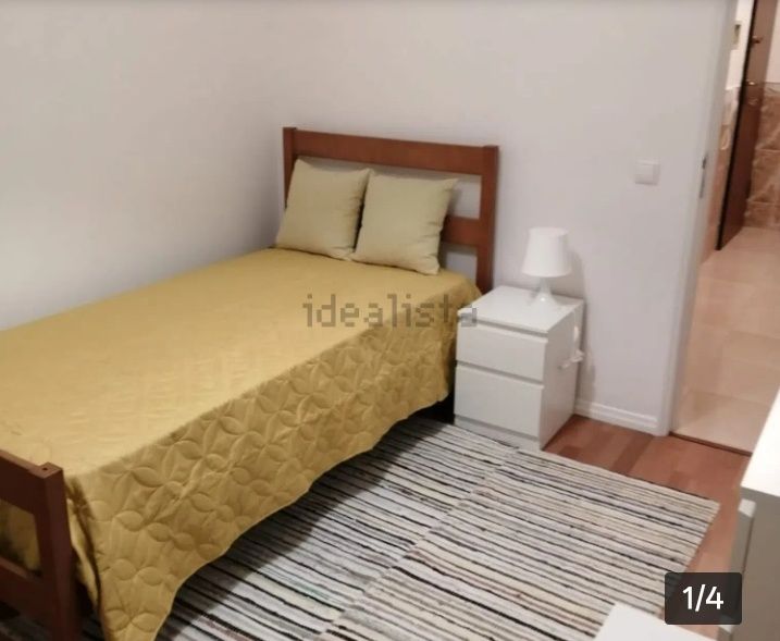 Quarto - Moita Centro