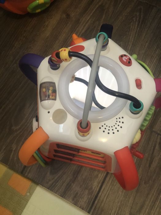 Розвиваючий ігровий центр, куб, сортер hola