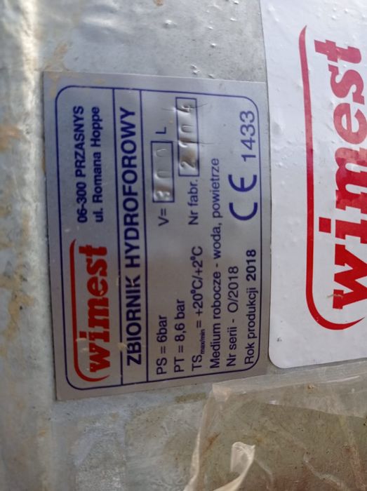 Zbiornik hydrofobowy