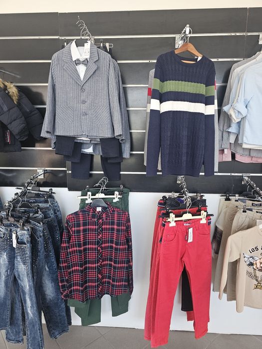 Recheio de loja de roupa