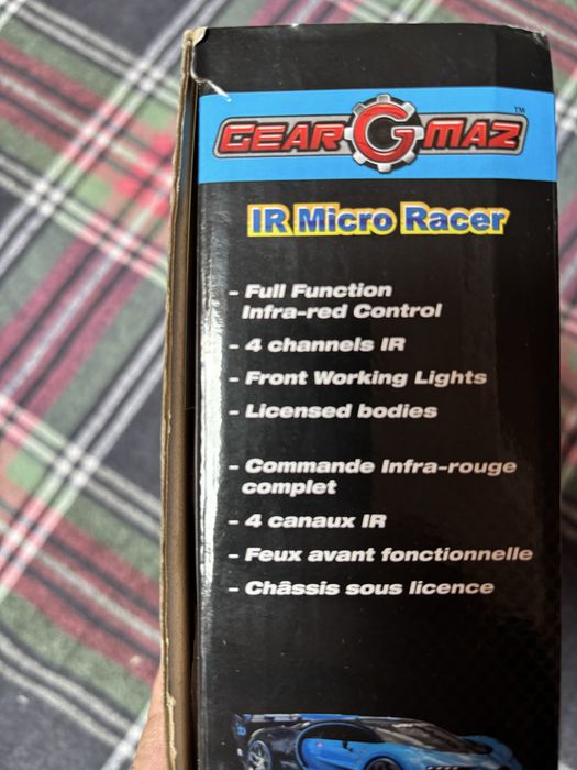 Carro telecomandado novo