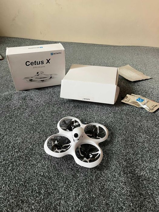 Dron BETAFPV Cetus X Elrs 2.4 sam nowy dron
