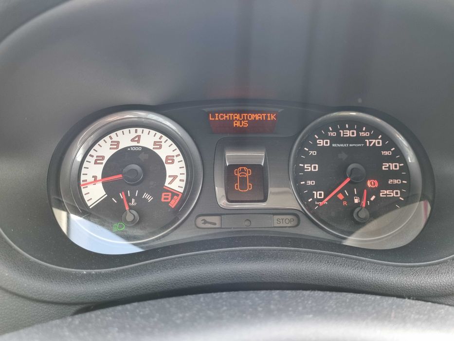 Renault Clio Rs Red Bull 2.0 16v Recaro Brembo limited