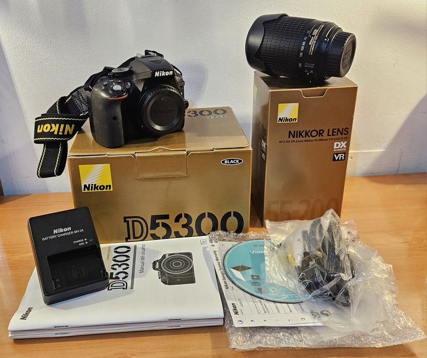 Nikon D5300 com lente 55-200VR