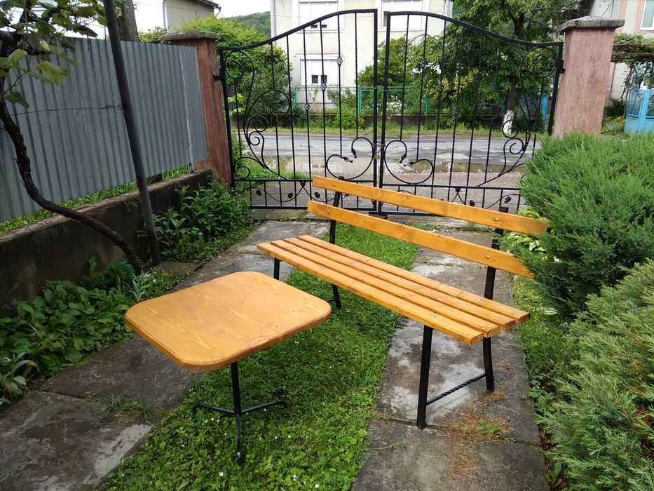 журнальний столик