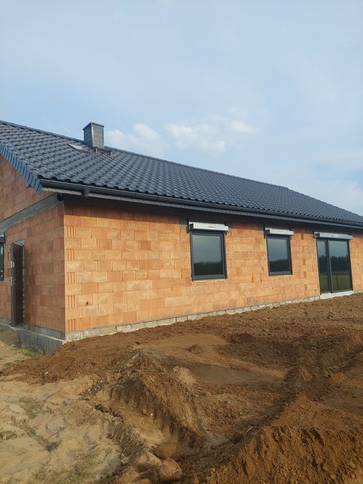 Dekarz /Cieśla / Serwis/ Demontaż eternitu / podbitka/ kominy /przecie