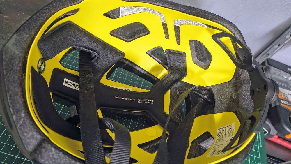Capacete bicicleta Van Rysel novo