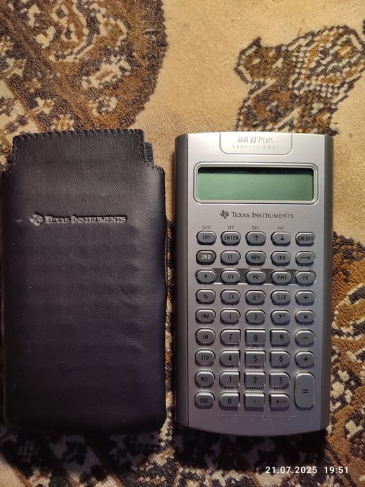 Продам калькулятор BA2 Plus.Є торг. professional