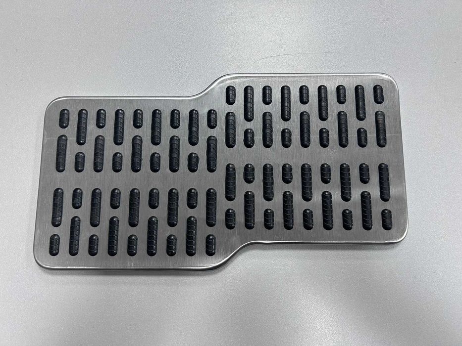 Авто коврики подпятник підп'ятник для BMW E46 E60 E39 E70 E53 E90 F30