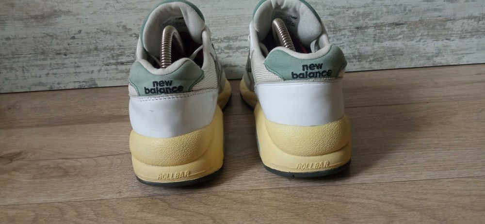 Кросівки New Balance 580.