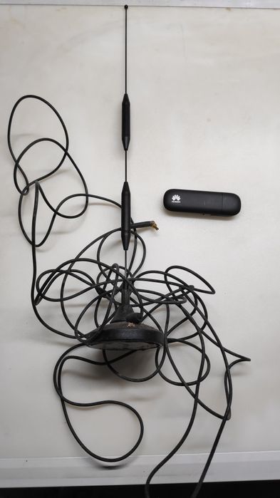 Modem internetowy i antena