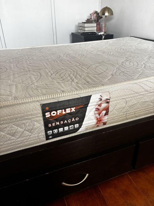 Cama de solteiro
