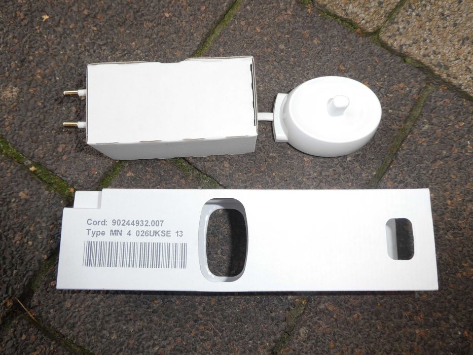 Oryginalna ładowarka do szczoteczek elektrycznych Oral-B