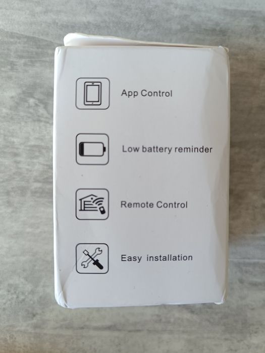 Wi-Fi датчик температури Tuya, SmartLife