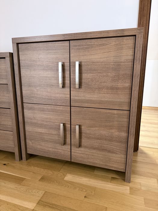 Zestaw mebli do sypialni  – solidne, na prowadnicach blum