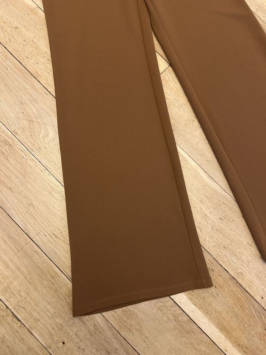 Spodnie z szerokimi nogawkami