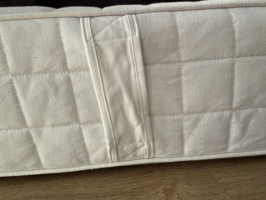 Materac IKEA MATRAND 140x200 cm, piankowy/memory foam