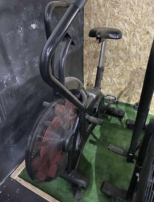 Crossfit / BoxPt / AirBike / Barra hexagonal