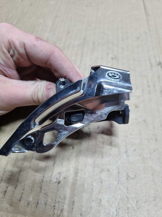 Przerzutka przednia SLX m660 3s