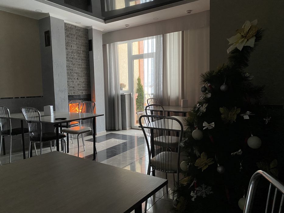 Готель УБатька вільні номери з кухнею БЕЗ ВІДКЛЮЧЕНЬ ЕЛЕКТРОЕНЕРГІЇ!