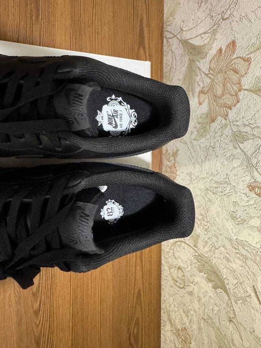 Nike Air Force 1 Black