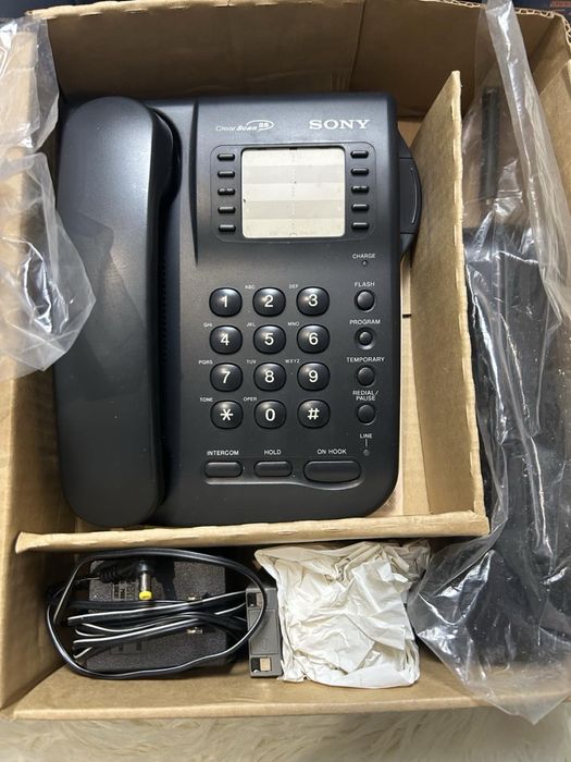 вінтажний бездротовий телефон Sony SPP-Q400.