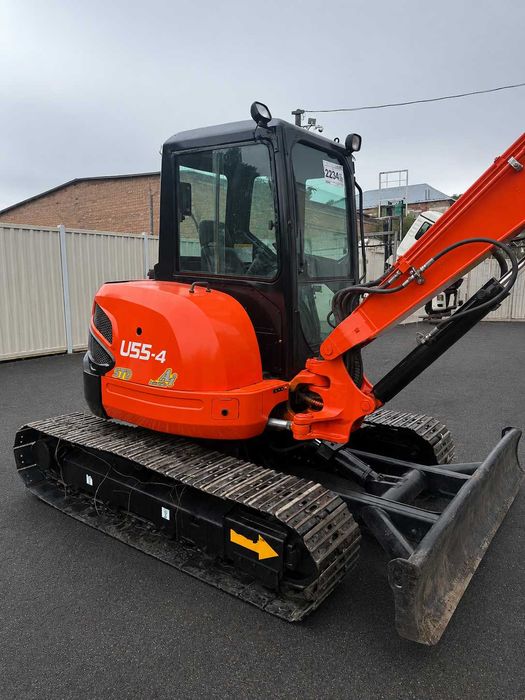 Міні-екскаватор Kubota U55-4 2018 рік 2500 мотогодин