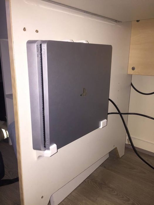Настенное крепление для PS4 slim