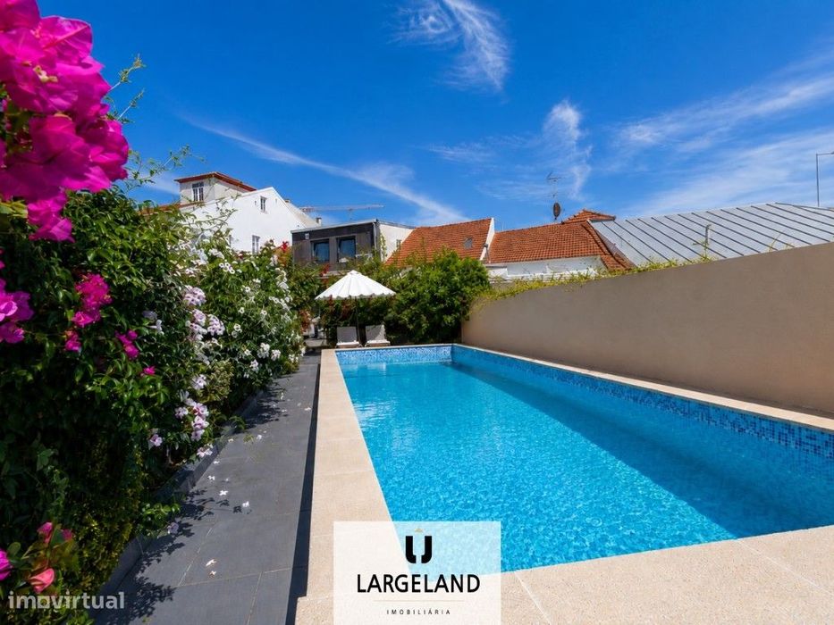 Moradia T2 Renovada com Piscina e Lounge Privativo em Ramalde