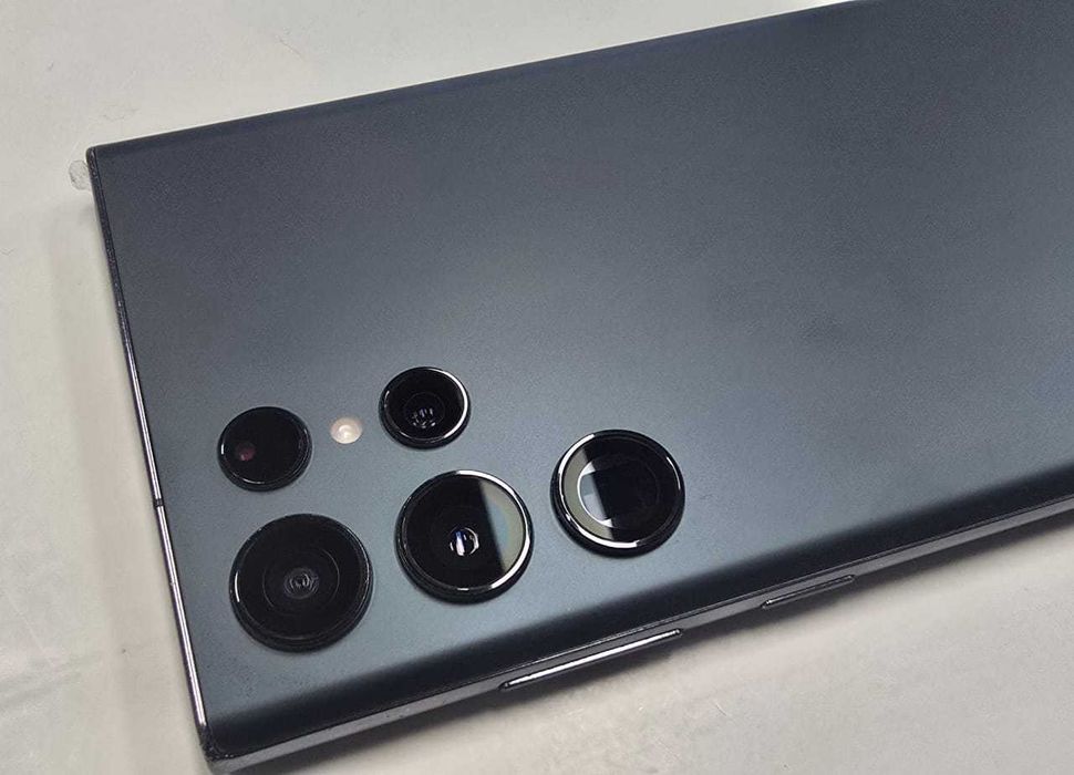 Smartfon Samsung S22 Ultra 8/128GB Gwarancja Toruń Prezent