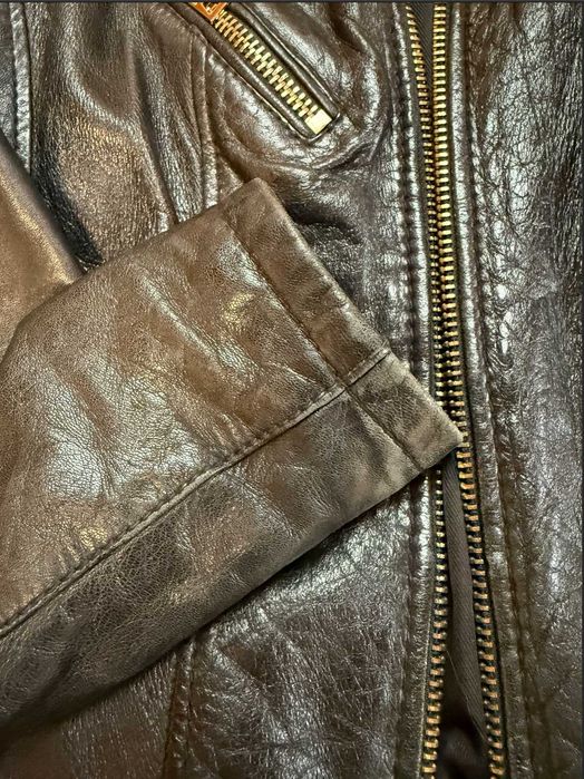 шкіряна куртка Bershka