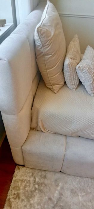 Cama estofada Nova para colchão 90x190