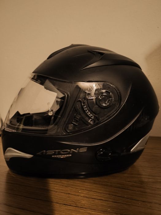 Capacete Astone bom estado