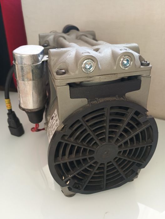 Pompa membranowa bezolejowa Thomas 2688