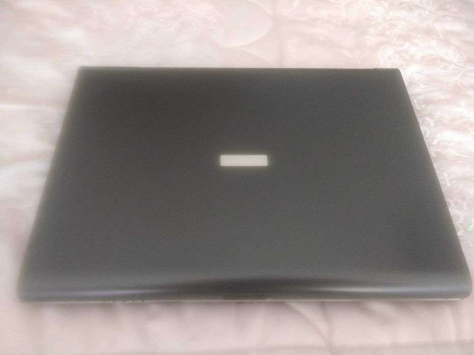 Portátil Toshiba SATELLITE M70-122. (ler descrição anúncio)