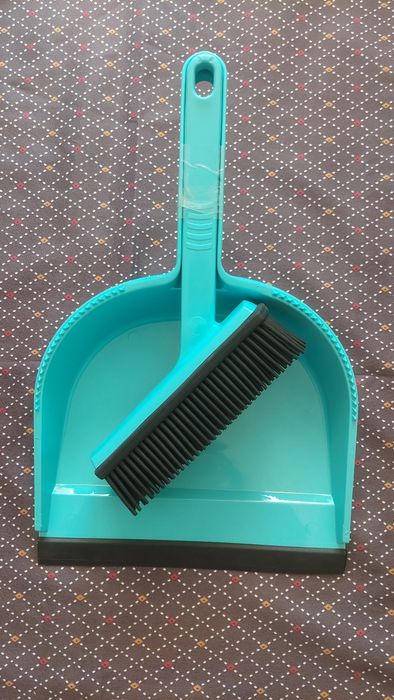 Совок із силіконовою щіткою AquaPur комплект