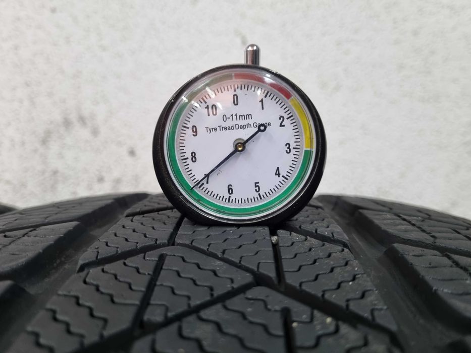 235/35/20 92W PIRELLI Winter Sotto Zero 3 TO ELECT PNCS