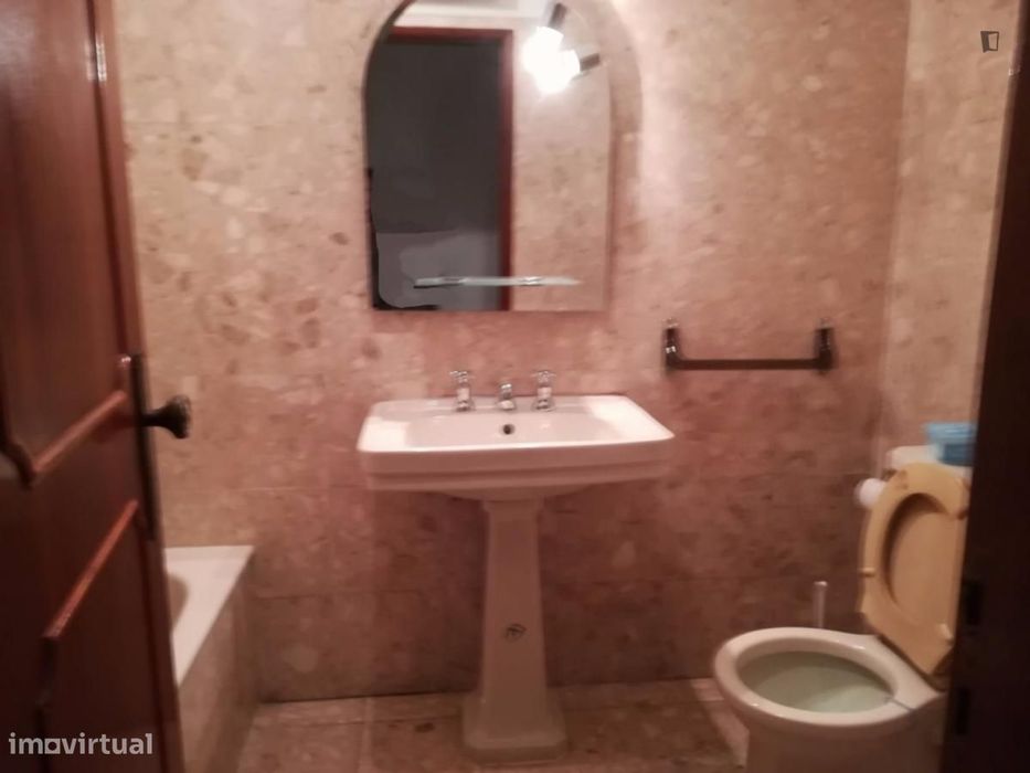 Quarto - localizado em Sintra Lisbon