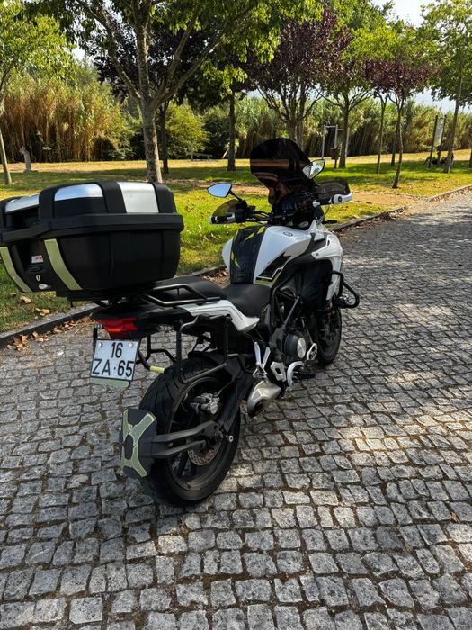 Benelli TRK 502 Ano 2019 3 Malas Givi Trekker