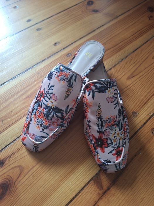 Klapki mule, w kwiaty, kolorowe, H&M, r. 39