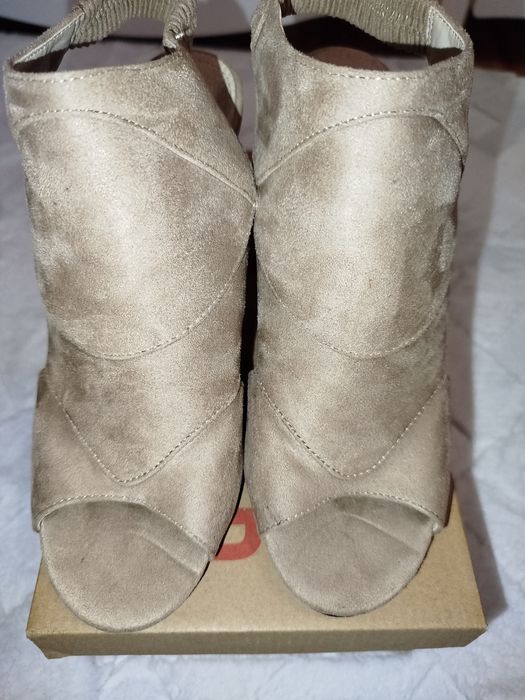 Buty damskie szpilki