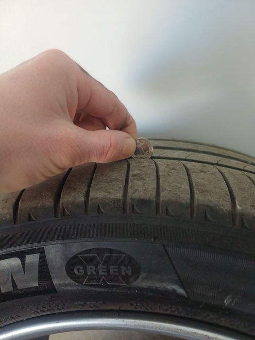 Диски легкосплавні 5*114,3 R 16 на літній гумі