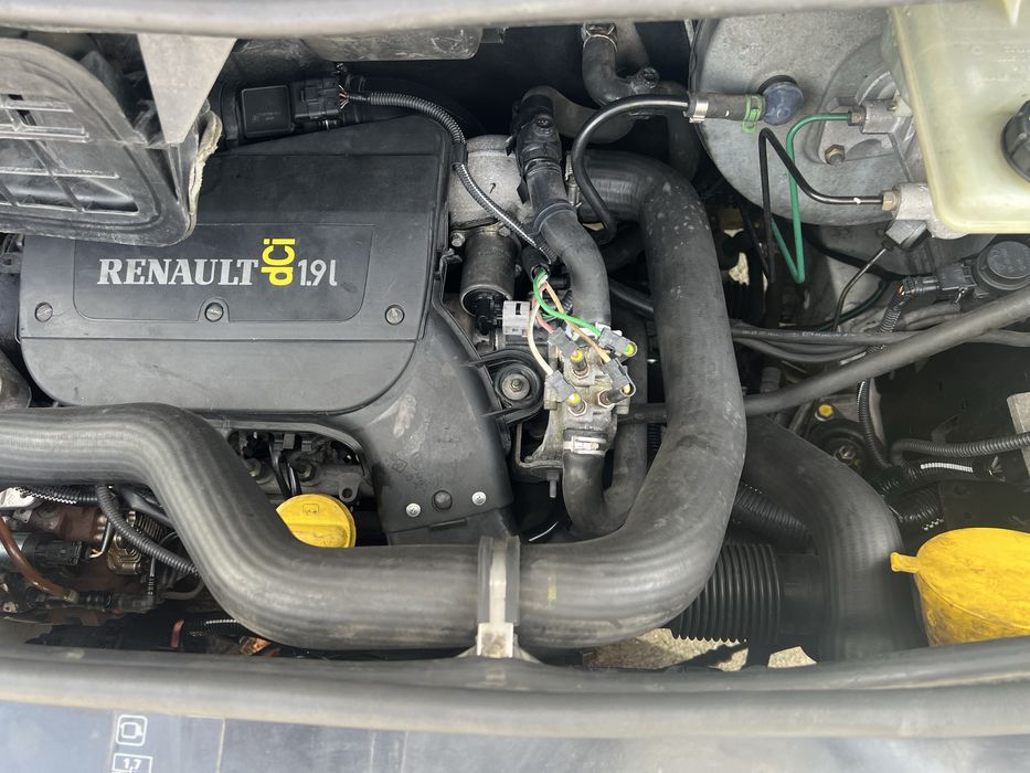 Renault Trafic a circular diariamente